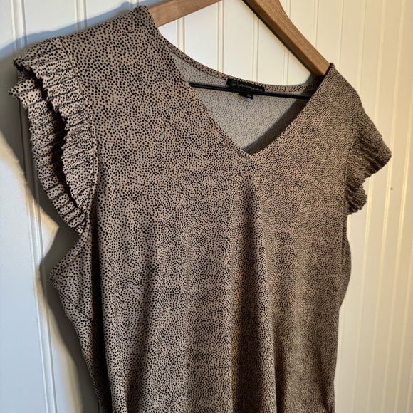 Adrianna Papell Pleated Sleeve Polka Dot Tank Top Women’s Size Medium - Picture 2 of 9